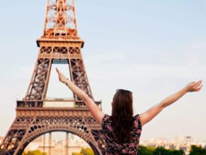 eiffel tower trocadero view girl – Your Paris Tickets